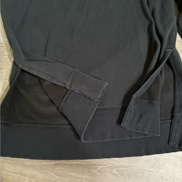 Aerie Black Crewneck Sweater Relaxed Fit Cotton Blend - Picture 3 of 4